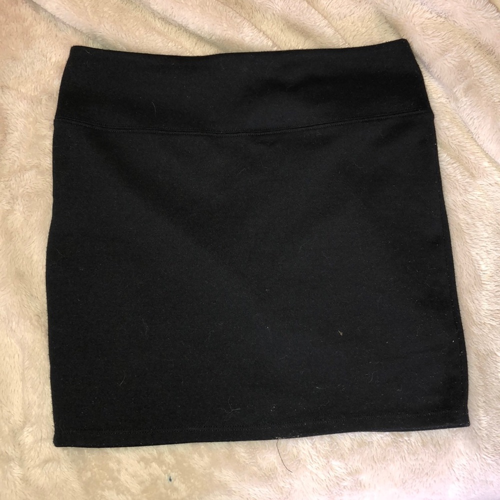 Black Stretchy Skirt